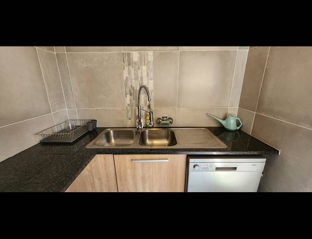 3 BEDROOM CLUSTER FOR SALE IN NORTH RIDING
